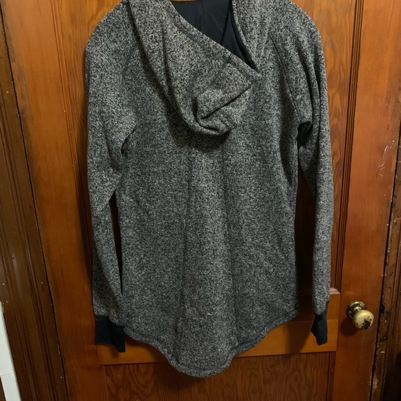 PENGUINS HOODIE - Picture 4 of 4